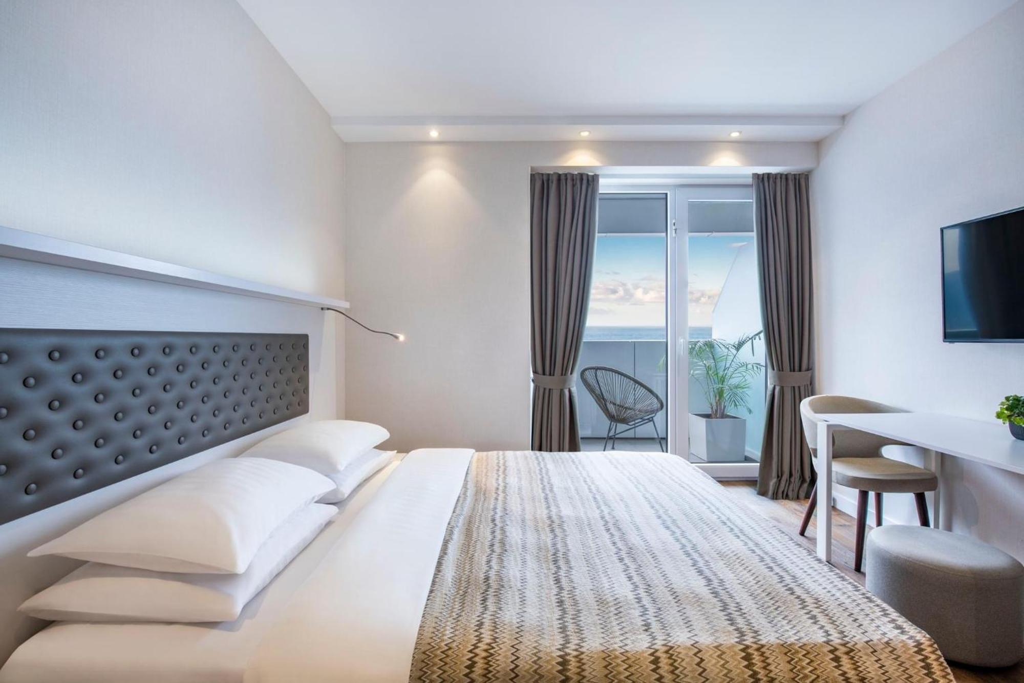 Alliance Palace Aparthotel By Marriott Batumi Exteriér fotografie